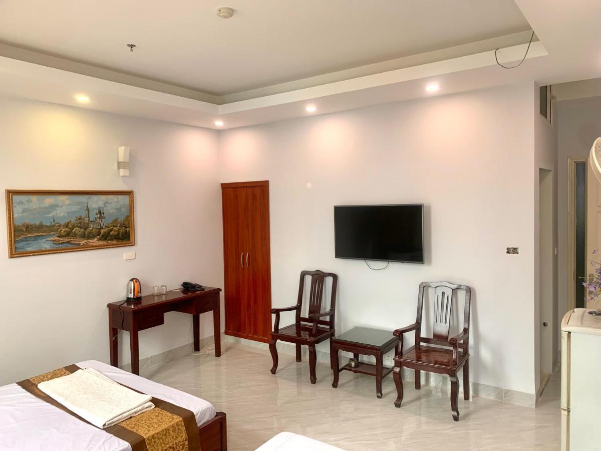Hotel Khach San Bach Duong Hanoj Exteriér fotografie